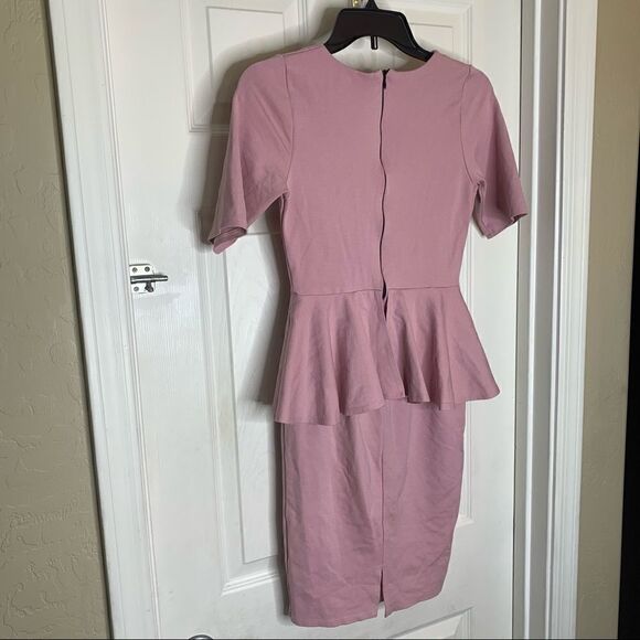 Brigitte Brianna Dusty Mauve Peplum Dress Size Small - Picture 4 of 9